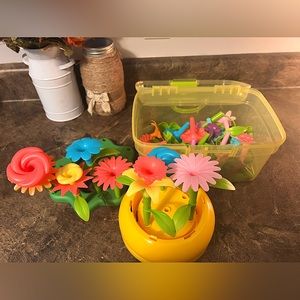 108 Piece Toddler Flower Garden